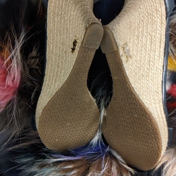 Michael kors wedge heels - Picture 6 of 7